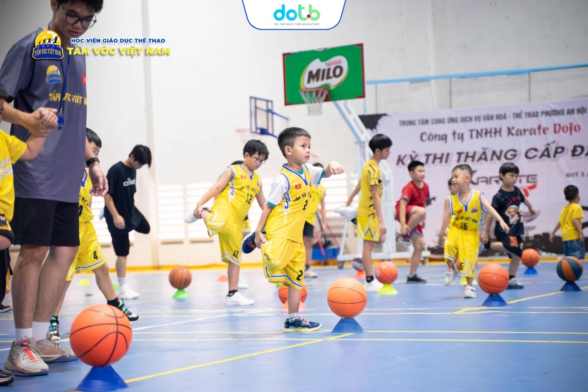 DotB Chào Đón Khách Hàng Mới: Học Viện Giáo Dục Thể Thao Tầm Vóc Việt Nam 6 Học viên tại Học Viện Giáo Dục Thể Thảo Tầm Vóc Việt Nam